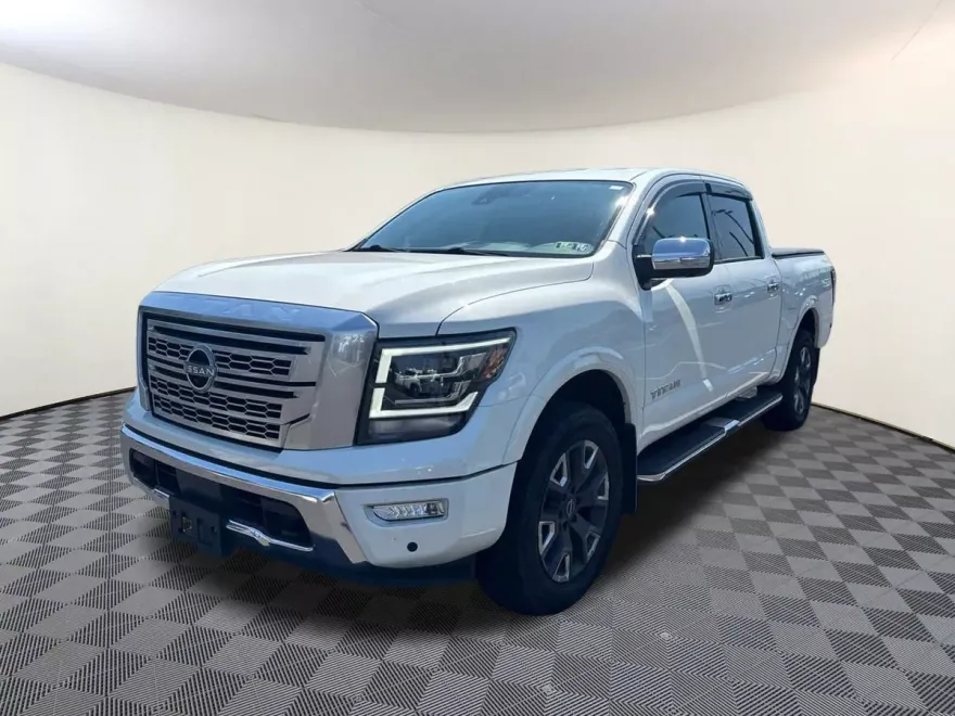 2023 Nissan Titan Platinum Reserve photo 1