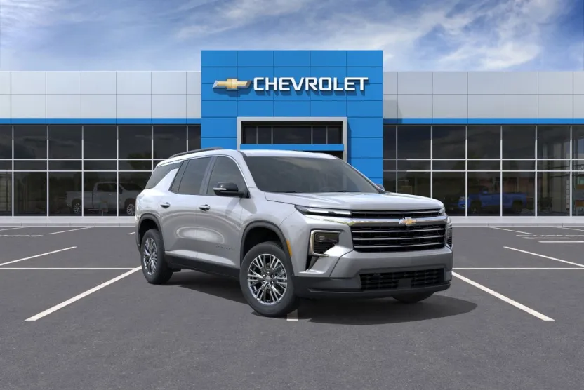 2026 Chevrolet Traverse photo 1