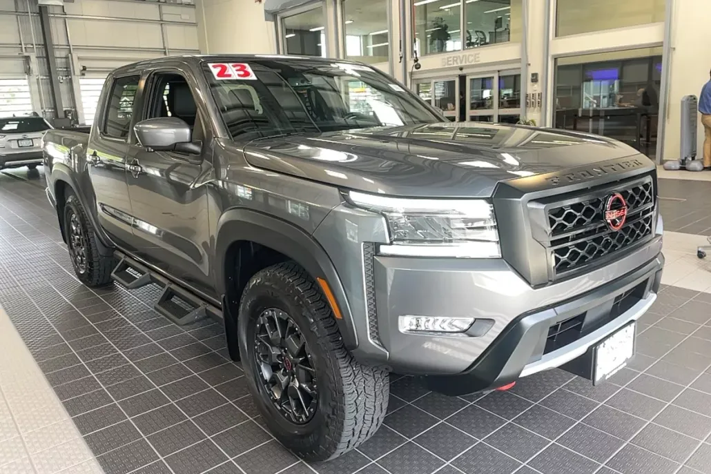 2023 Nissan Frontier PRO-4X photo 1