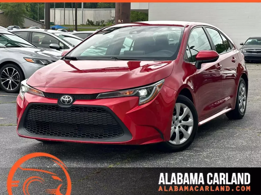 2021 Toyota Corolla LE photo 1