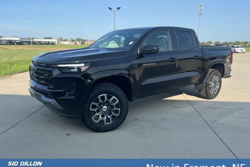 2026 Chevrolet Colorado Z71 photo 1