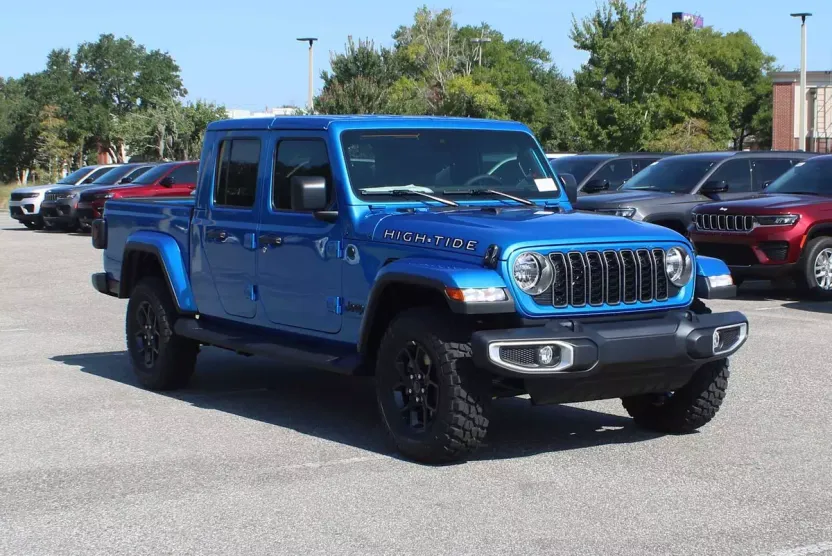 2025 Jeep Gladiator Sport photo 1