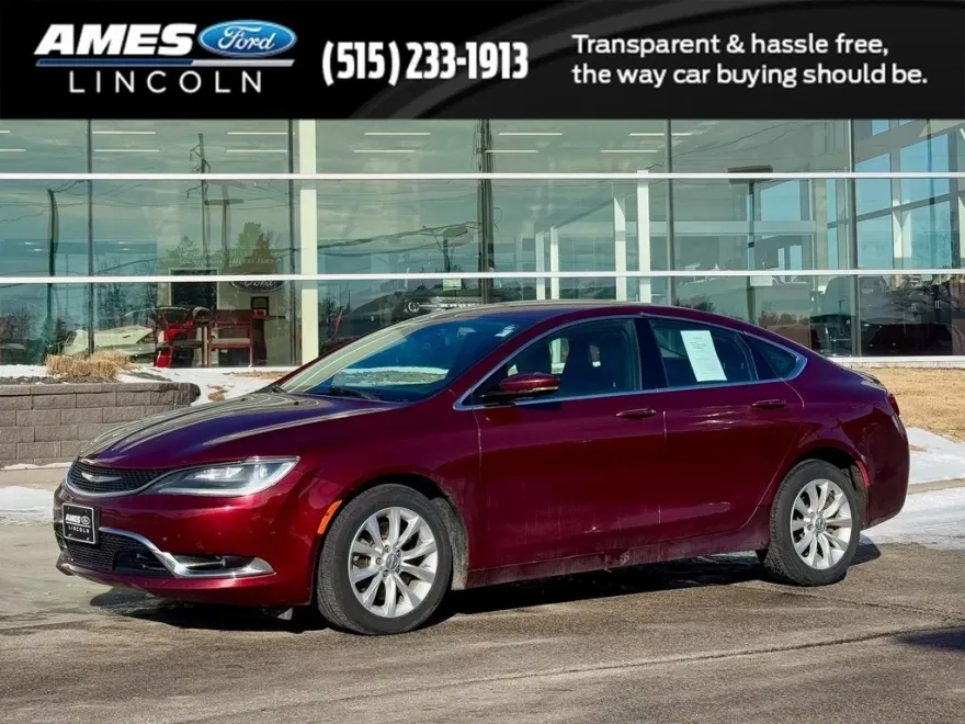 2015 Chrysler 200 C photo 1