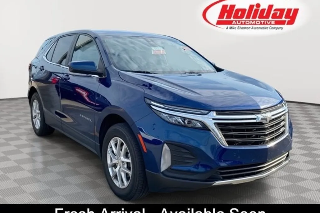 2023 Chevrolet Equinox LT photo 1
