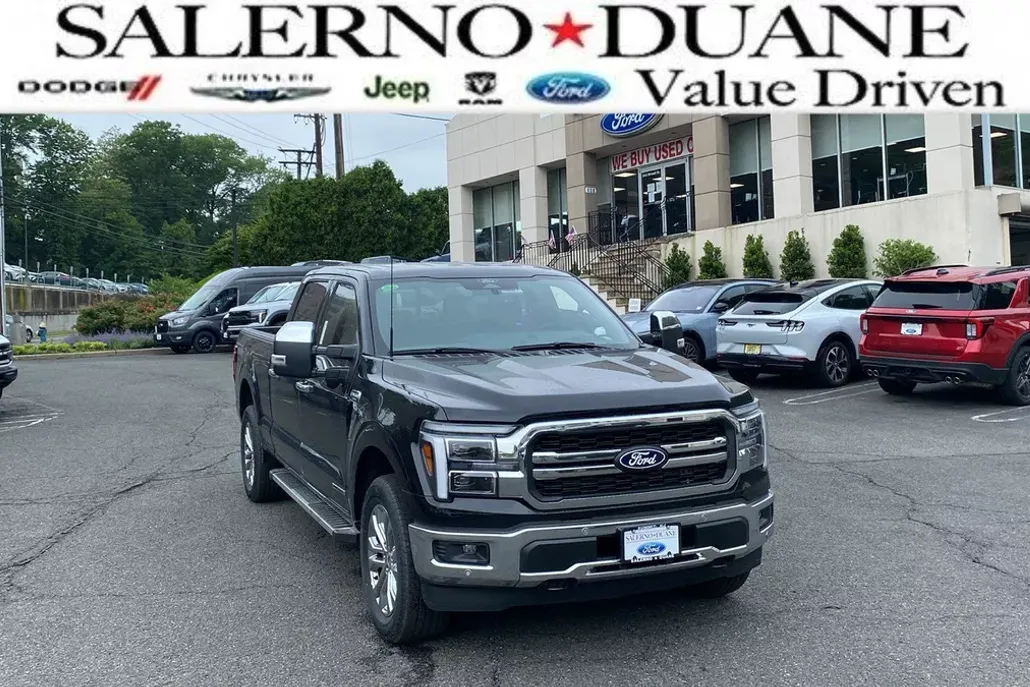2025 Ford F-150 Lariat photo 1