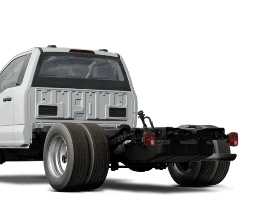 2025 Ford F-600 photo 1