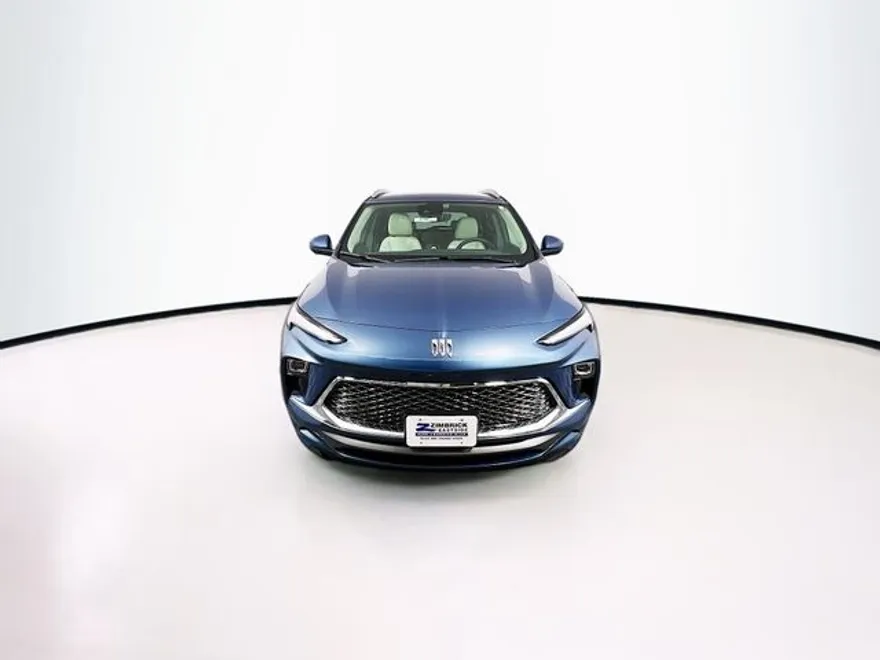 2024 Buick Encore GX Avenir photo 1
