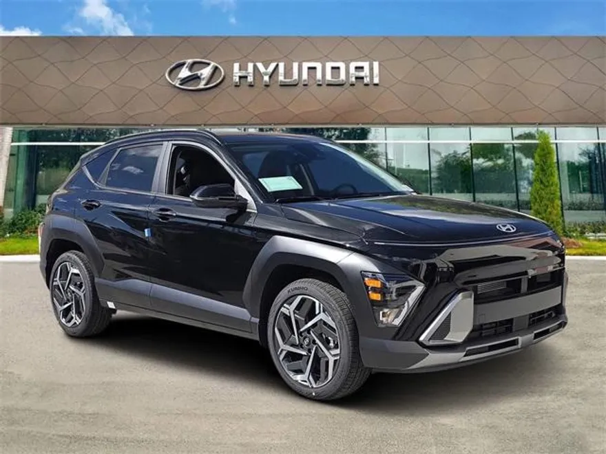 2026 Hyundai Kona SEL photo 1