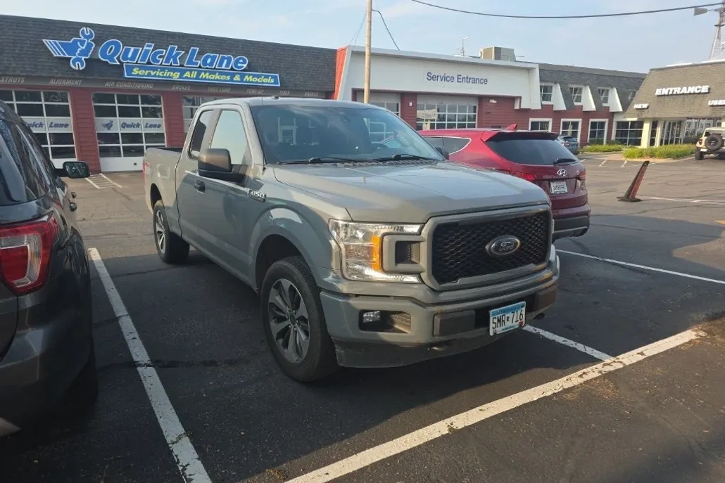 2019 Ford F-150 XL photo 1