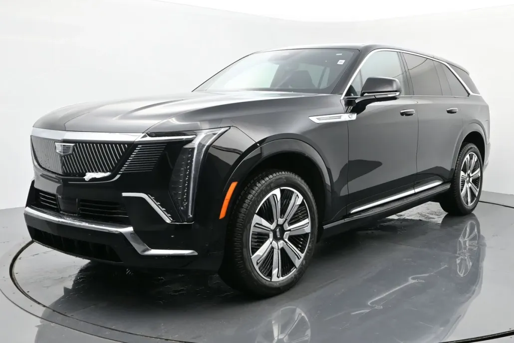 2025 Cadillac Escalade IQ Luxury photo 1