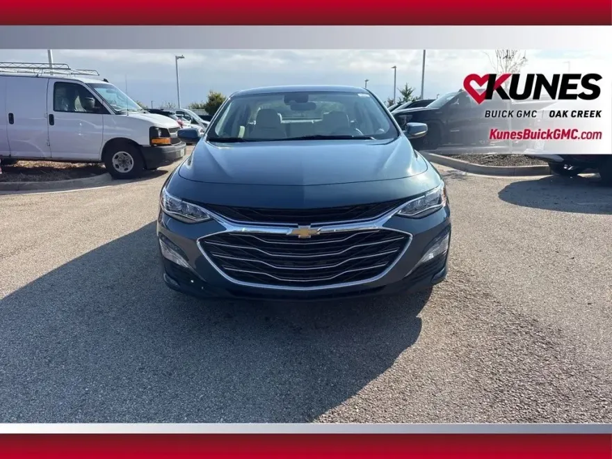 2024 Chevrolet Malibu Premier 2LT photo 1