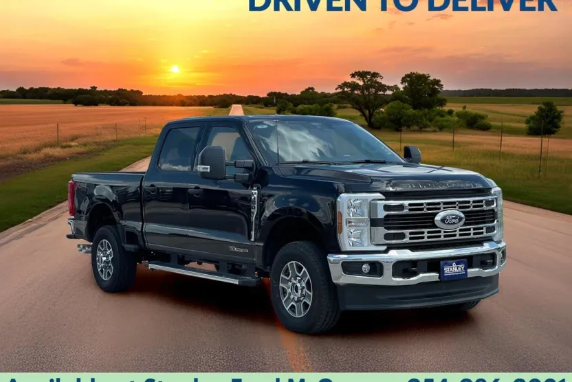 2025 Ford F-350 XLT photo 1