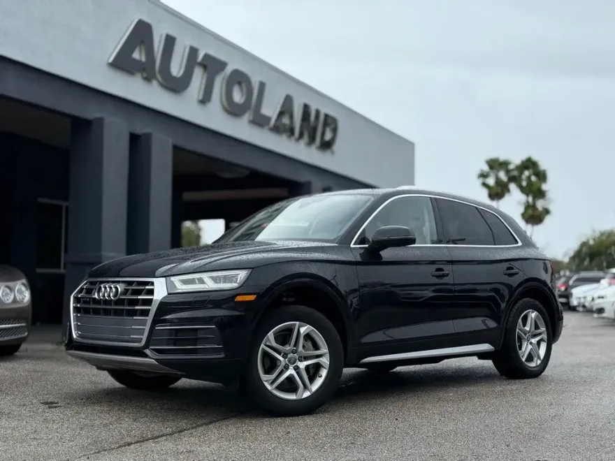 2018 Audi Q5 2.0T Premium Plus photo 1