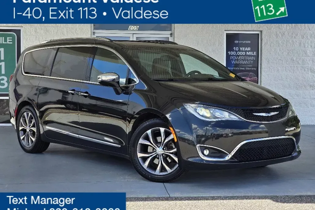 2020 Chrysler Pacifica Limited photo 1