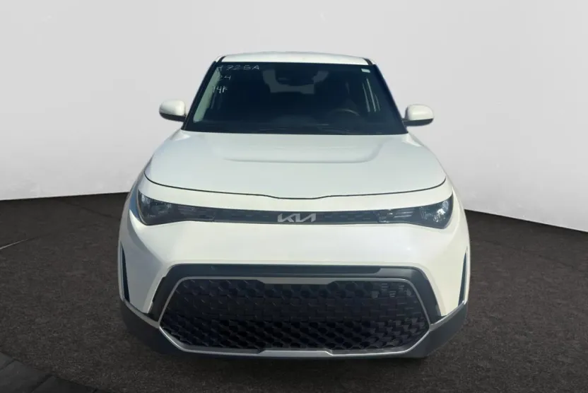 2024 Kia Soul S photo 1
