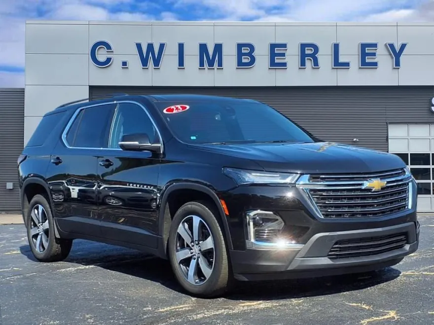 2023 Chevrolet Traverse Leather photo 1
