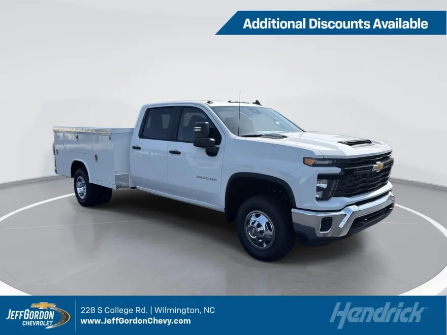 2025 Chevrolet Silverado 3500HD Work Truck photo 1