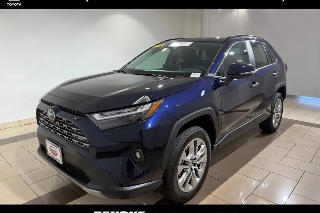 2025 Toyota RAV4 Limited photo 1