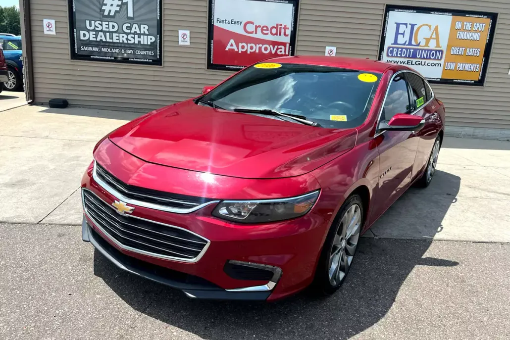 2016 Chevrolet Malibu LTZ photo 1
