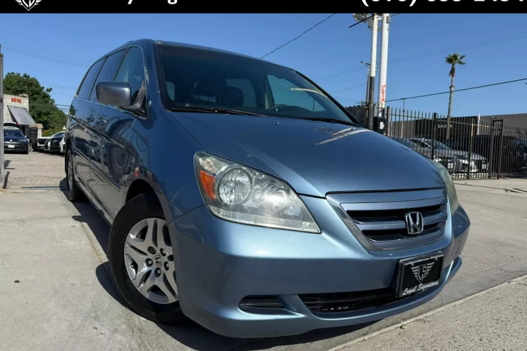 2005 Honda Odyssey EX-L photo 1
