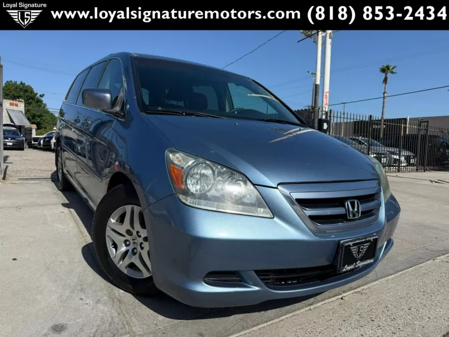 2005 Honda Odyssey EX-L photo 1