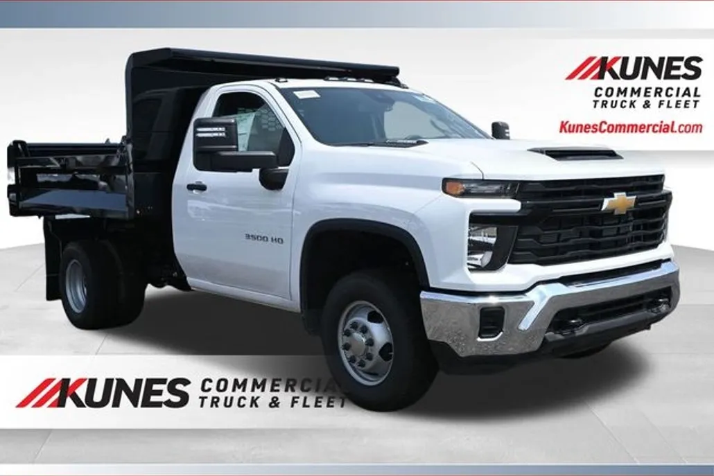 2025 Chevrolet Silverado 3500HD Work Truck photo 1