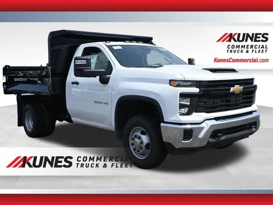 2025 Chevrolet Silverado 3500HD Work Truck photo 1