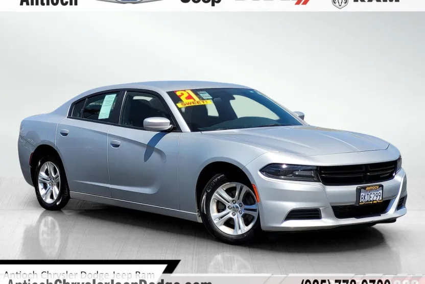 2021 Dodge Charger SXT photo 1
