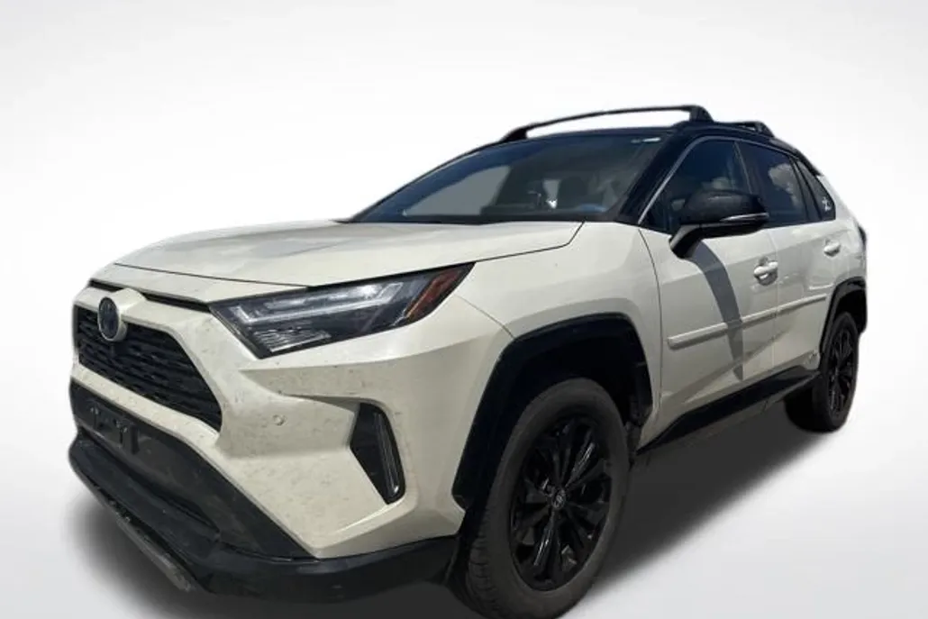 2022 Toyota RAV4 Hybrid XSE photo 1