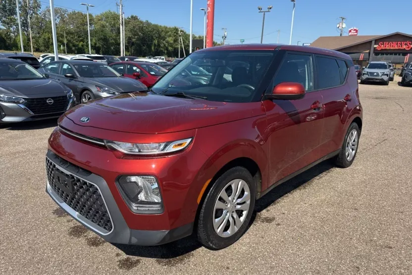 2020 Kia Soul LX photo 1