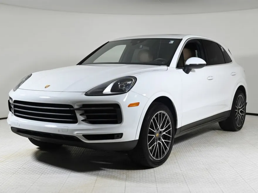 2022 Porsche Cayenne Platinum Edition photo 1