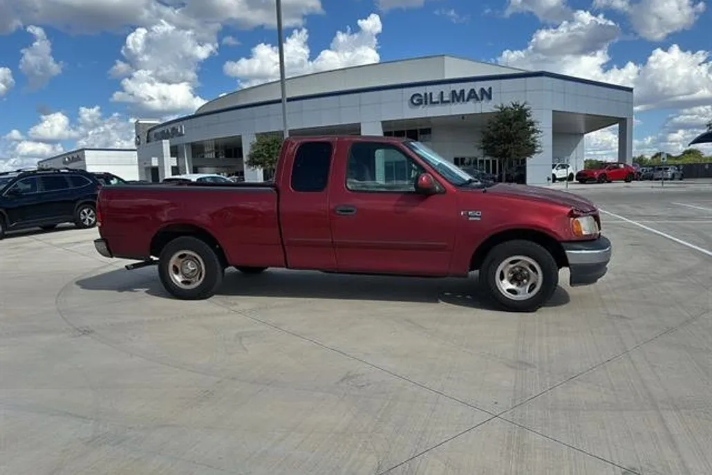 1999 Ford F-150 XL photo 1