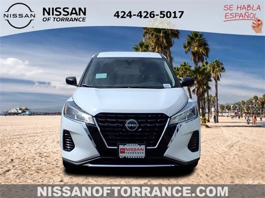 2025 Nissan Kicks Play S photo 1