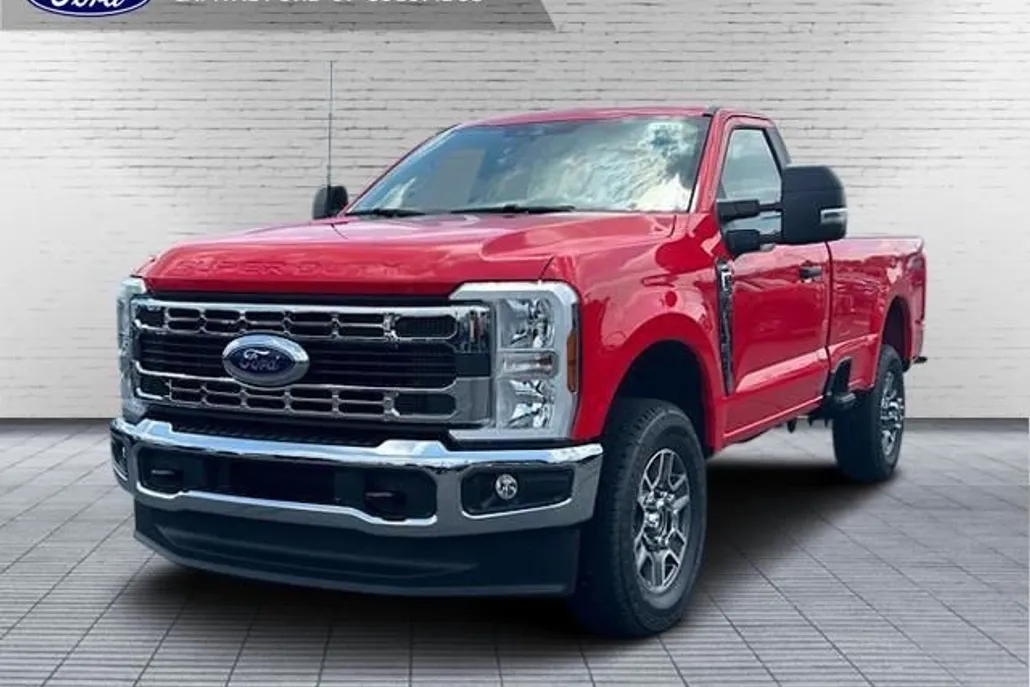 2025 Ford F-350 XLT photo 1