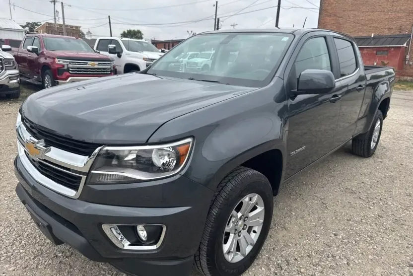 2016 Chevrolet Colorado LT photo 1