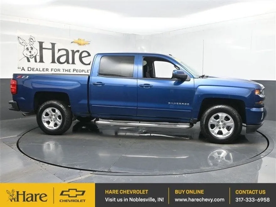 2018 Chevrolet Silverado 1500 LT photo 1