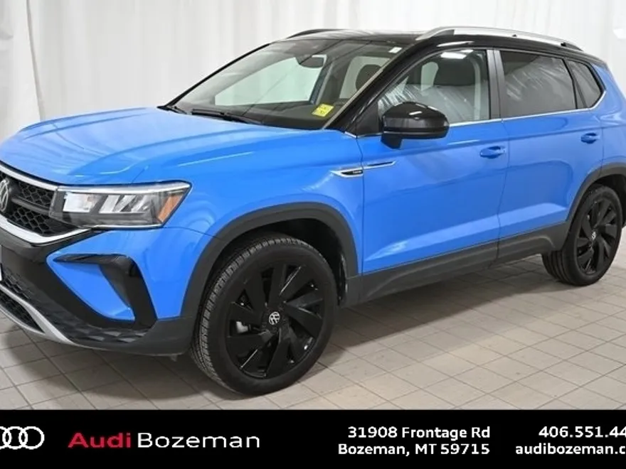 2024 Volkswagen Taos SE photo 1