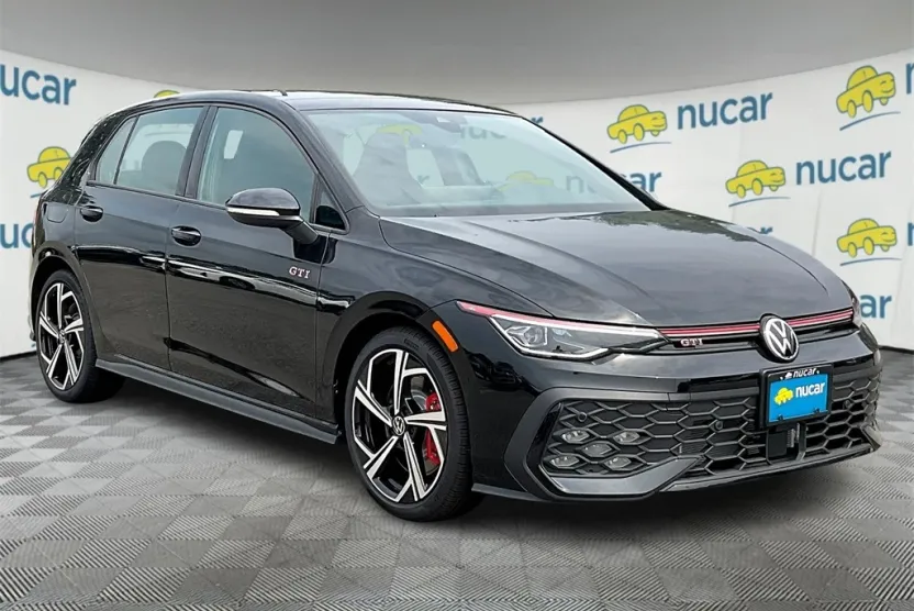 2021 Volkswagen Golf GTI SE photo 1