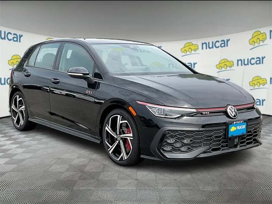 2021 Volkswagen Golf GTI SE photo 1