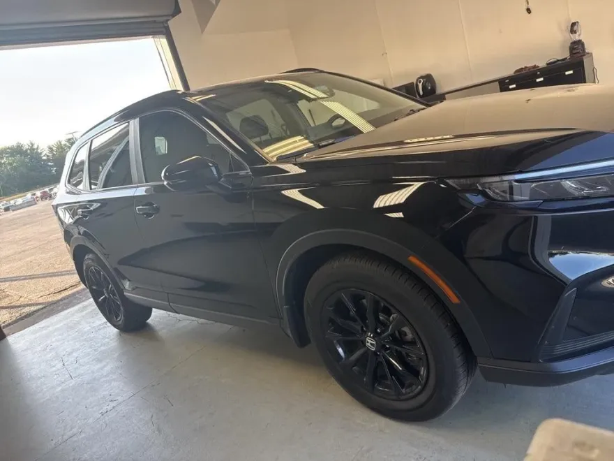 2024 Honda CR-V Hybrid Sport photo 1