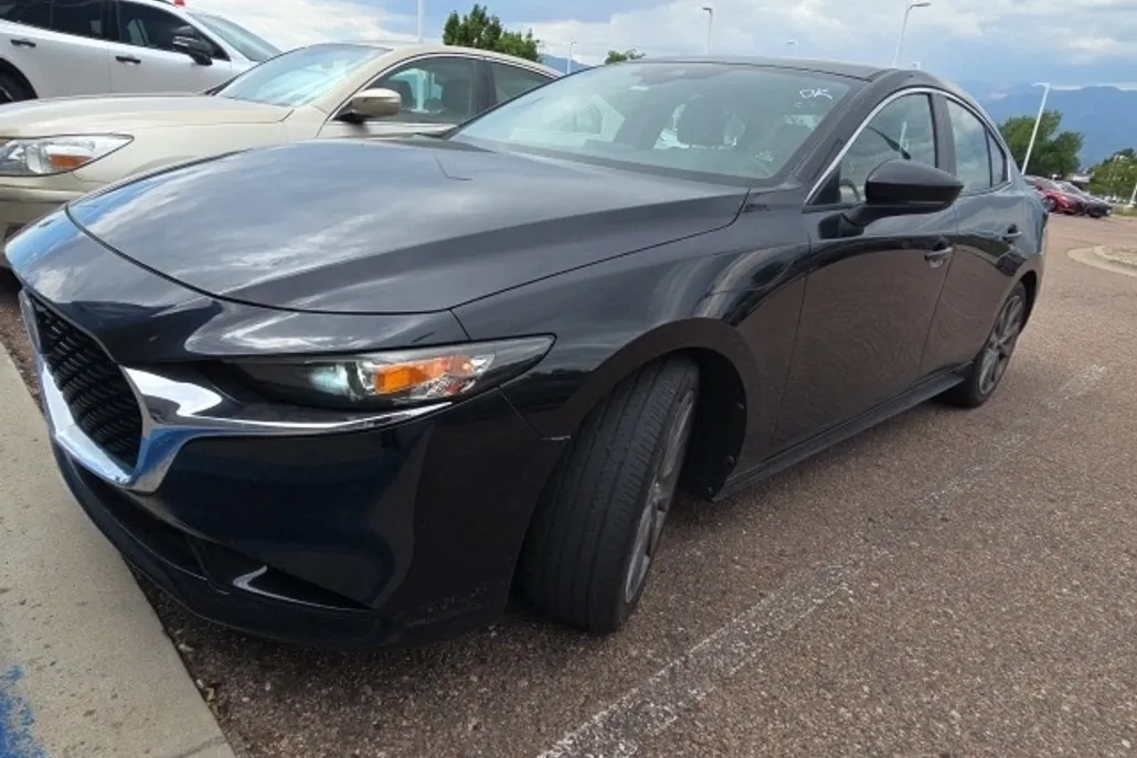 2019 Mazda Mazda3 Select photo 1