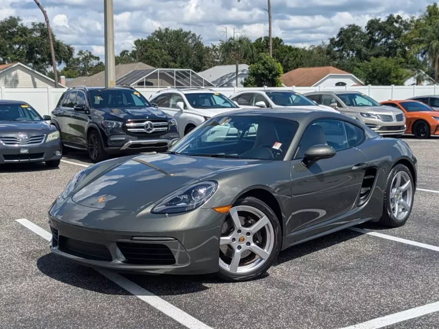 2020 Porsche Cayman S photo 1