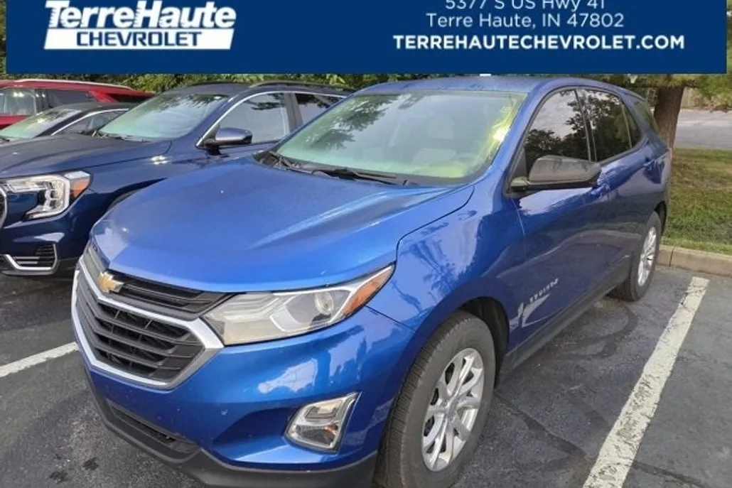 2019 Chevrolet Equinox LS photo 1