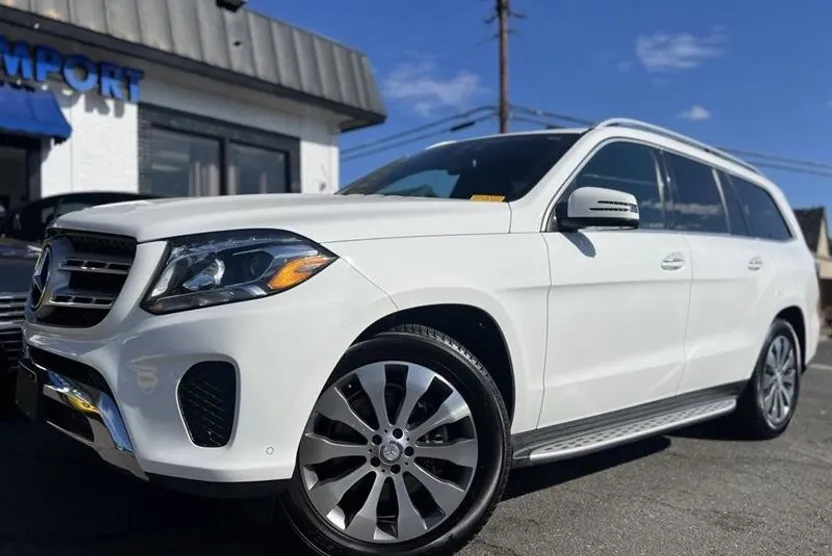 2017 Mercedes Benz GLS 450 photo 1
