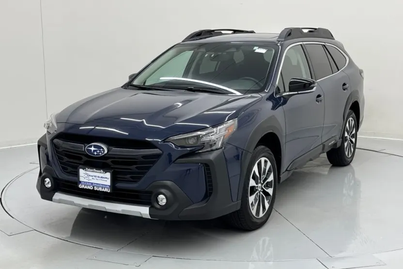 2024 Subaru Outback Limited XT photo 1