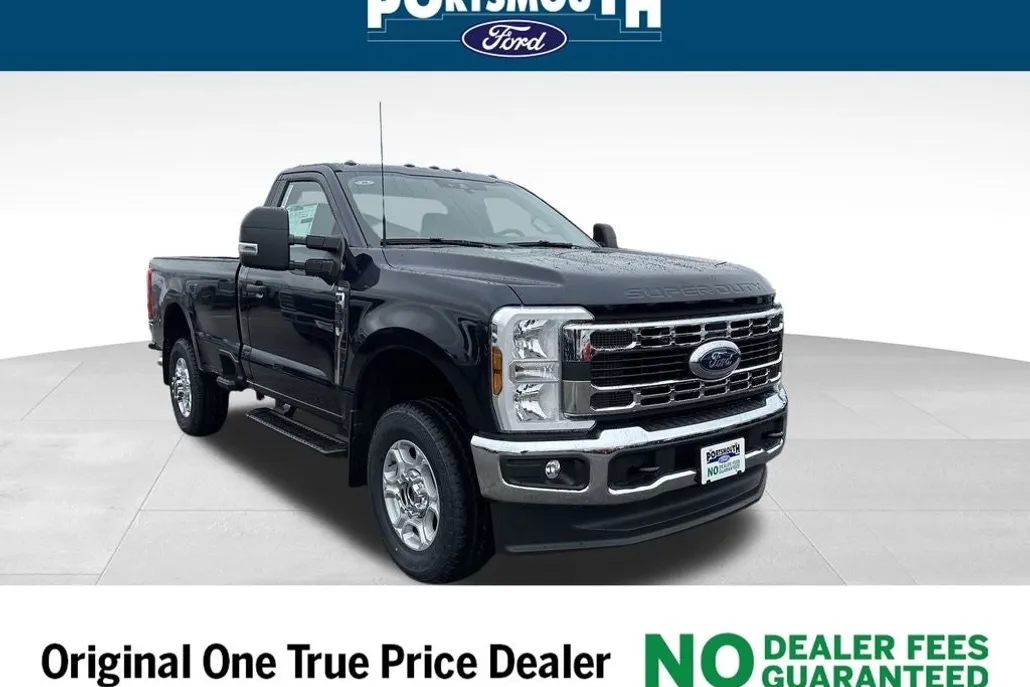 2025 Ford F-350 photo 1