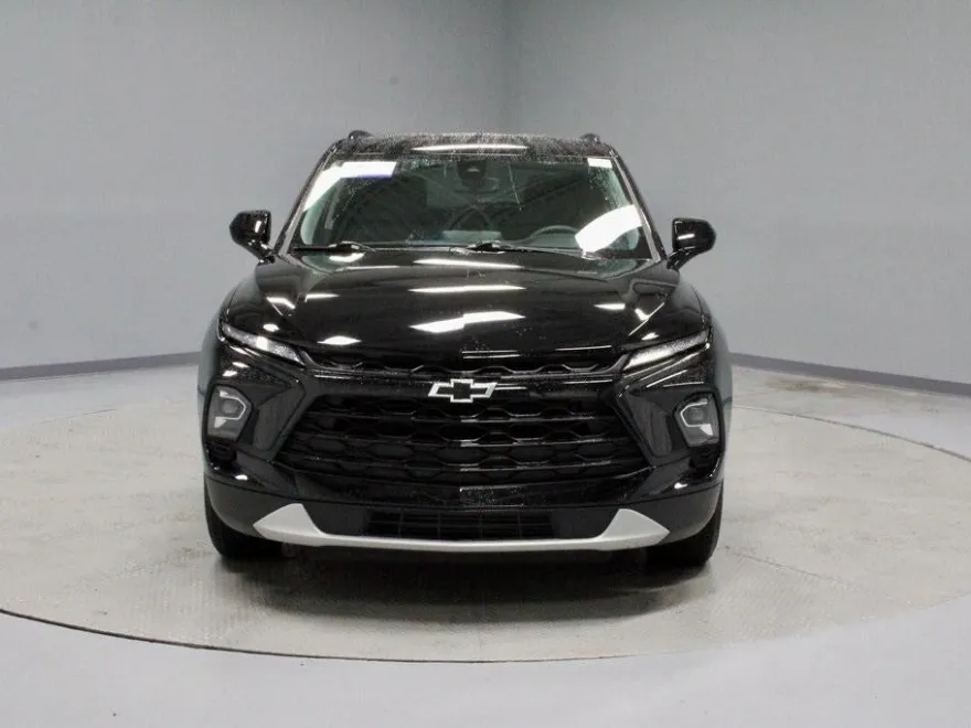 2023 Chevrolet Blazer 2LT photo 1