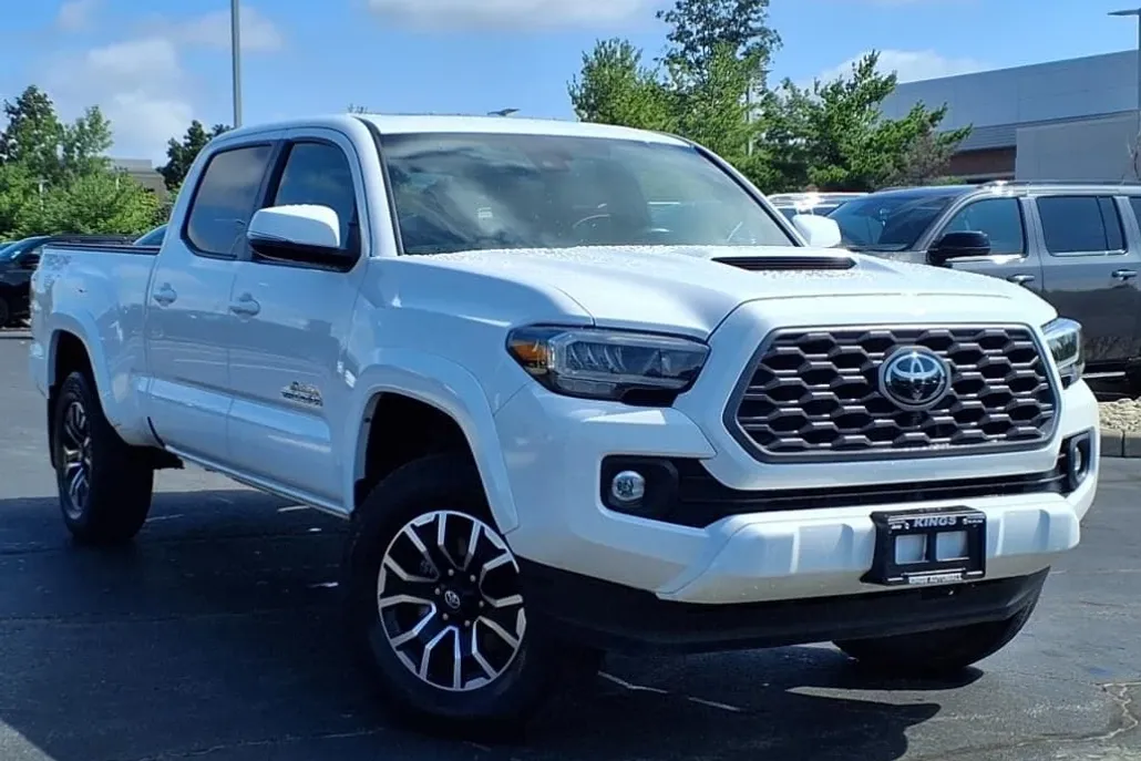 2022 Toyota Tacoma TRD Sport V6 Double Cab photo 1