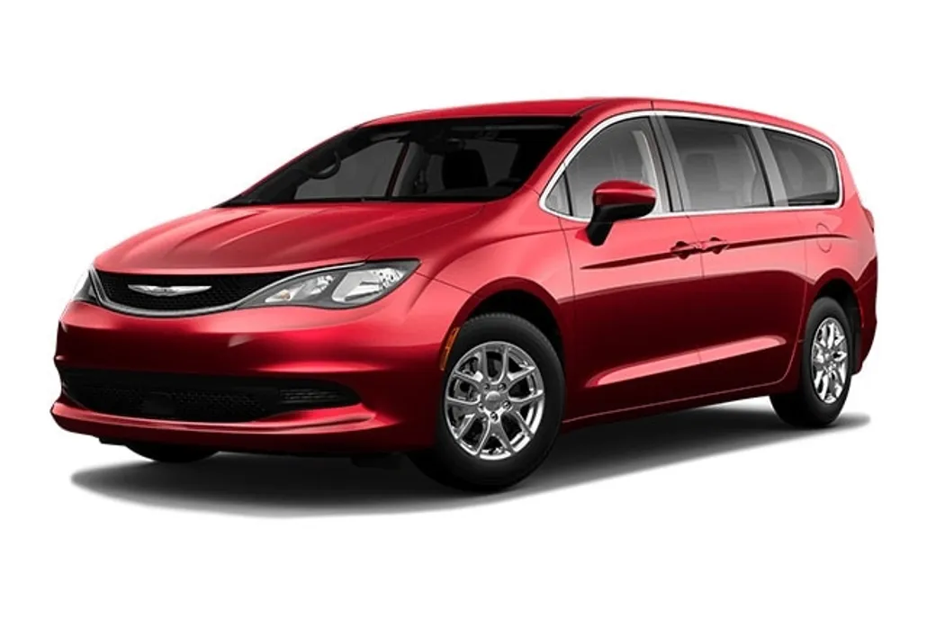 2025 Chrysler Voyager LX photo 1