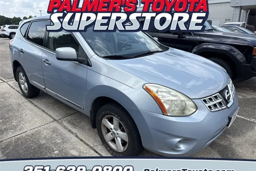 2013 Nissan Rogue S photo 1